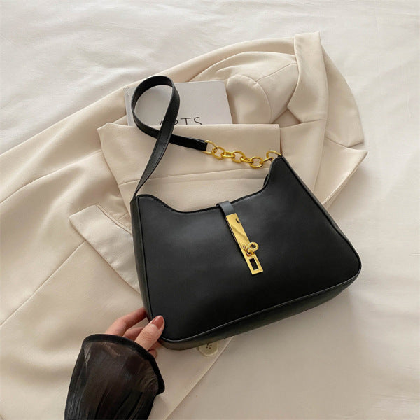 Golden Chain Shoulder Bag
